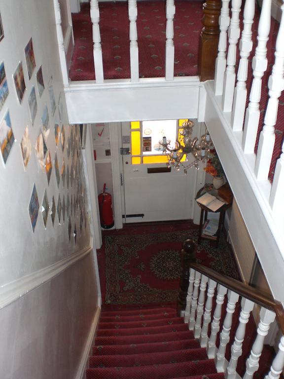 Melville Lodge Gatwick Horley Esterno foto