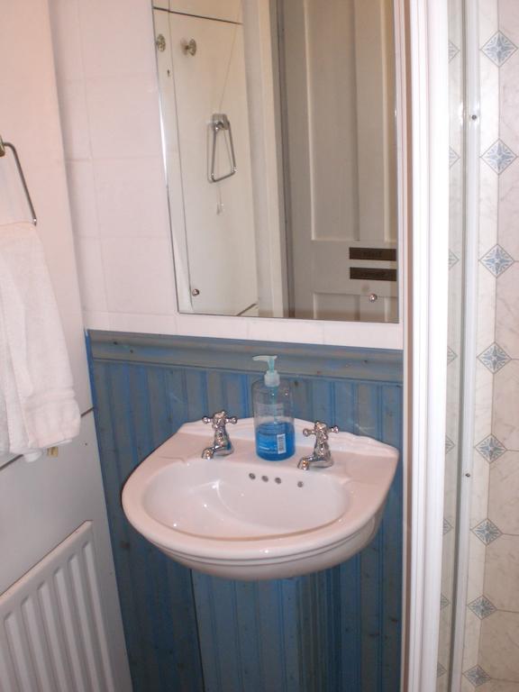 Melville Lodge Gatwick Horley Camera foto