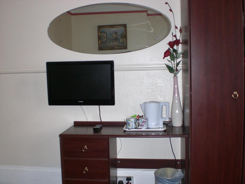 Melville Lodge Gatwick Horley Camera foto
