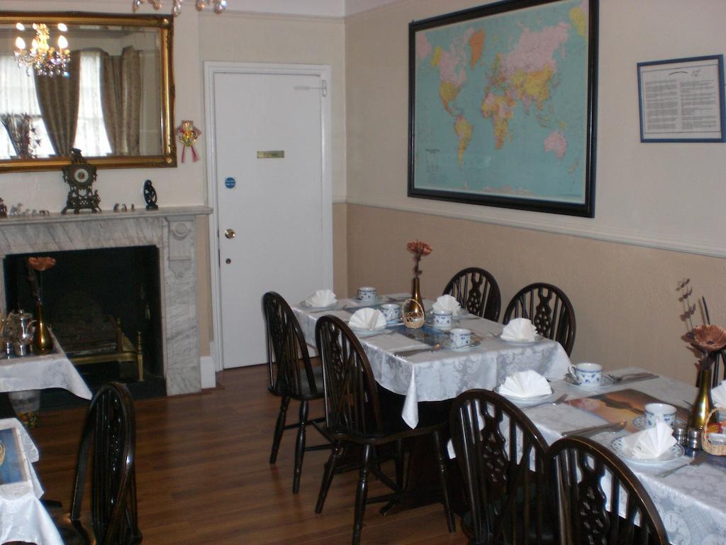 Melville Lodge Gatwick Horley Esterno foto