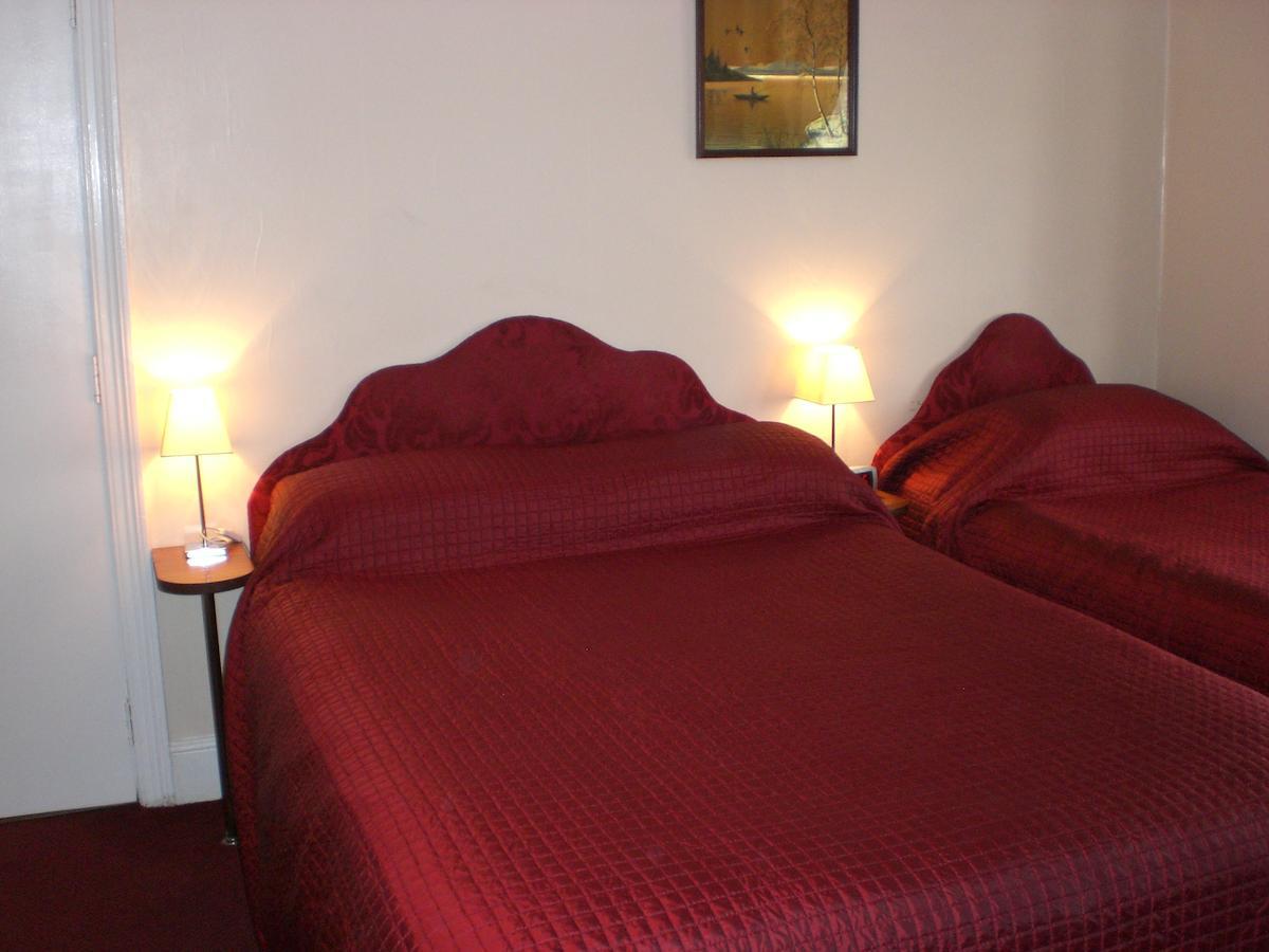 Melville Lodge Gatwick Horley Camera foto